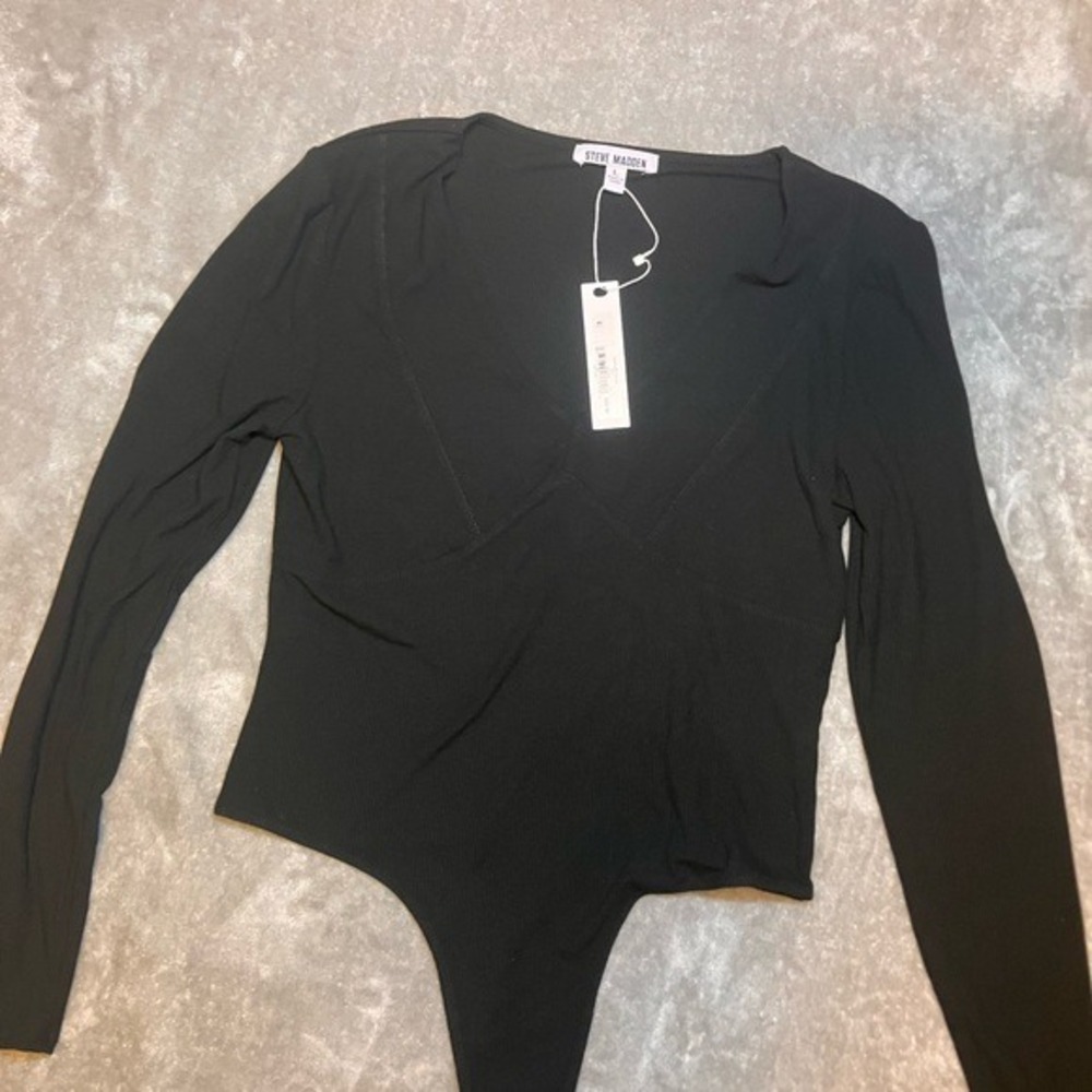Steve Madden Bodysuit L Black Long V Neck Soft Capsule Minimalist Ribbed NWT
